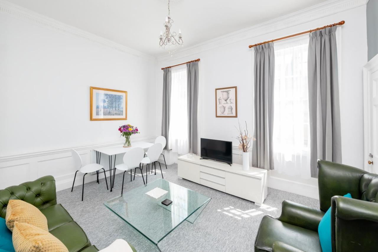 Super City Centre Apartment - Two Bedrooms, Perfect Location Бат Экстерьер фото