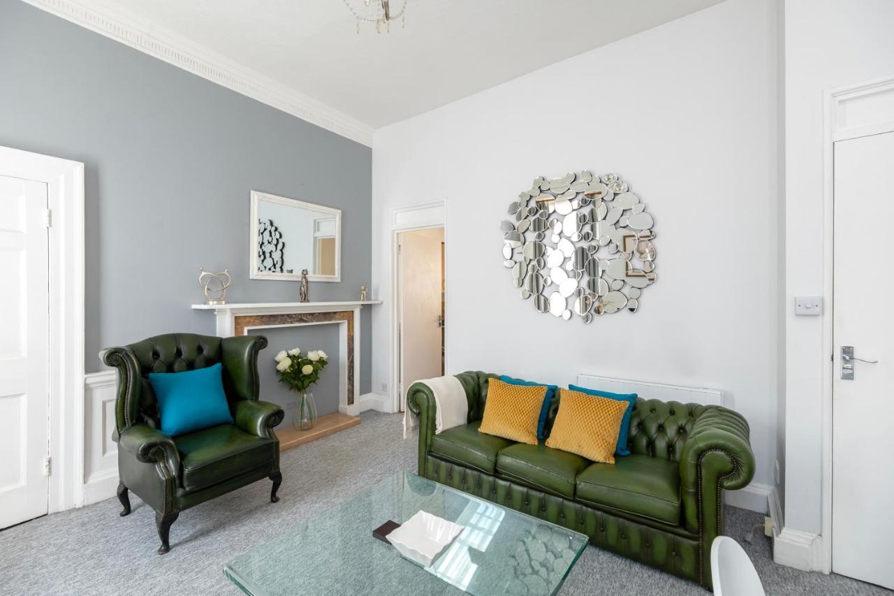 Super City Centre Apartment - Two Bedrooms, Perfect Location Бат Экстерьер фото